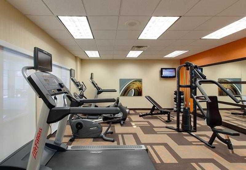 Courtyard By Marriott Chicago Schaumburg/Woodfield Mall מראה חיצוני תמונה