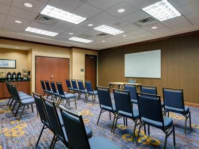 Courtyard By Marriott Chicago Schaumburg/Woodfield Mall מראה חיצוני תמונה