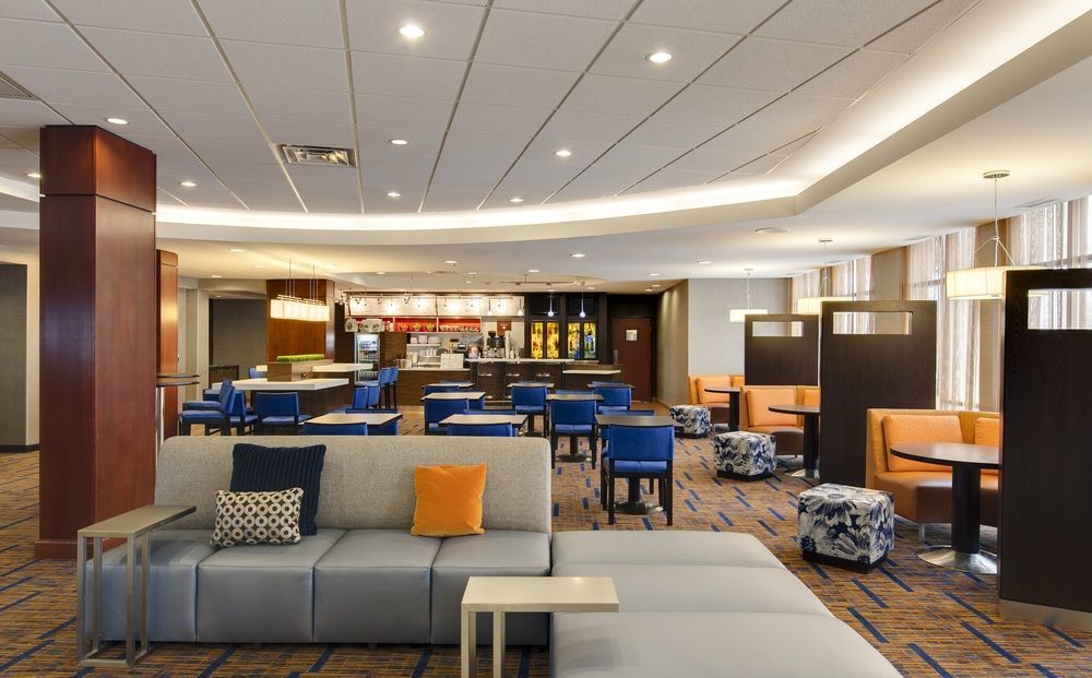 Courtyard By Marriott Chicago Schaumburg/Woodfield Mall מראה חיצוני תמונה